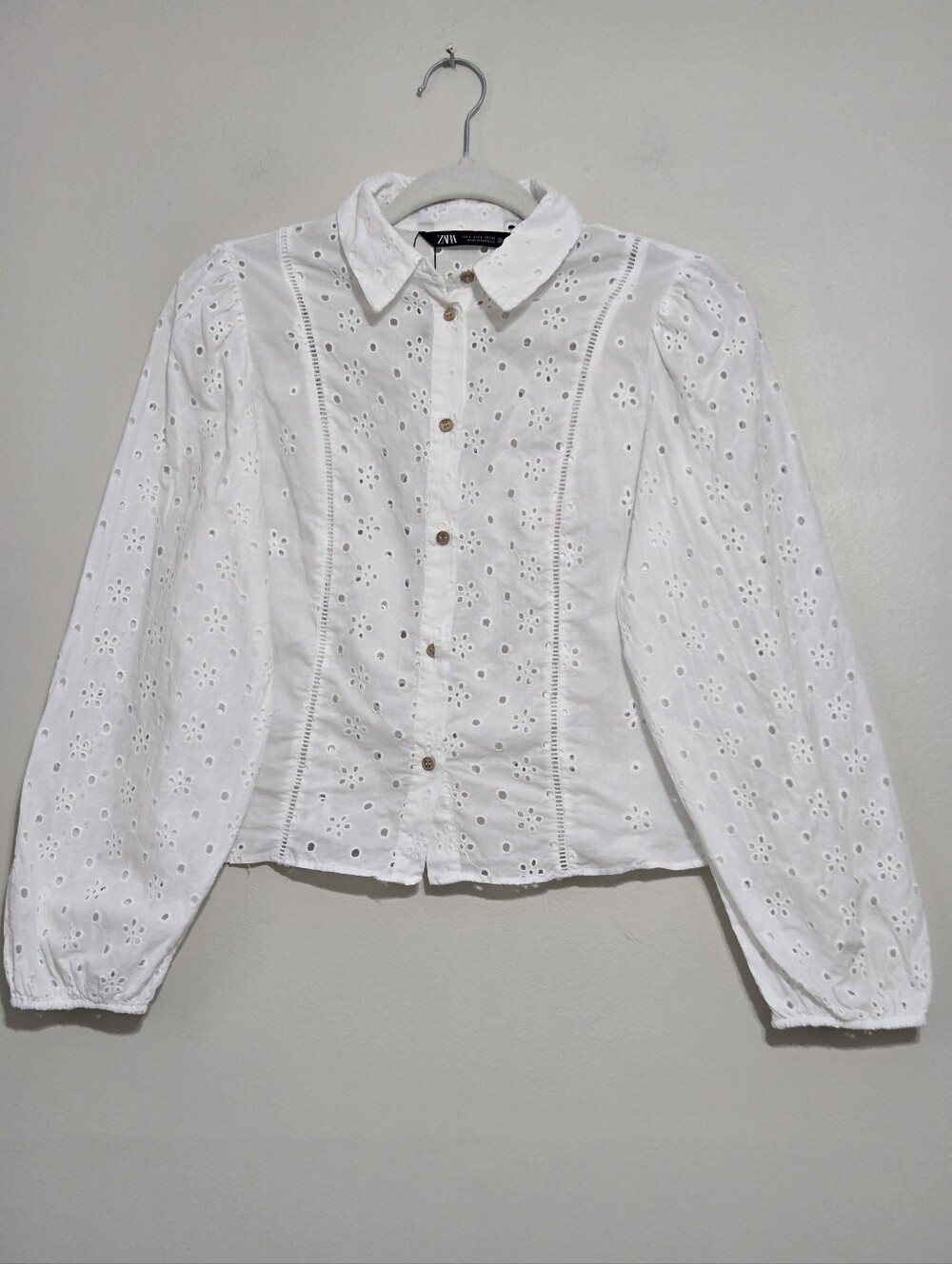 Zara Cutwork Eyelet Embroidered 100% cotton Shirt Button Down S - Picture 3 of 11